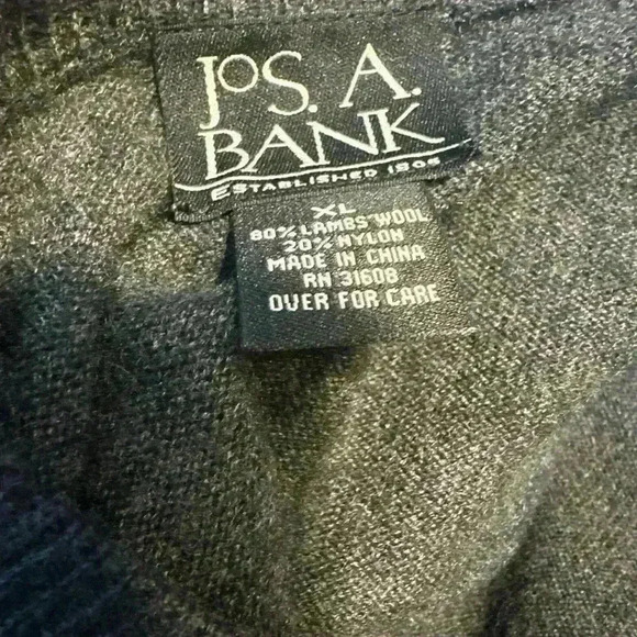 Jos. A. Bank Mens XL Lambs Wool Blend Long Sleeve Plaid Sweater V-nec - Picture 3 of 4